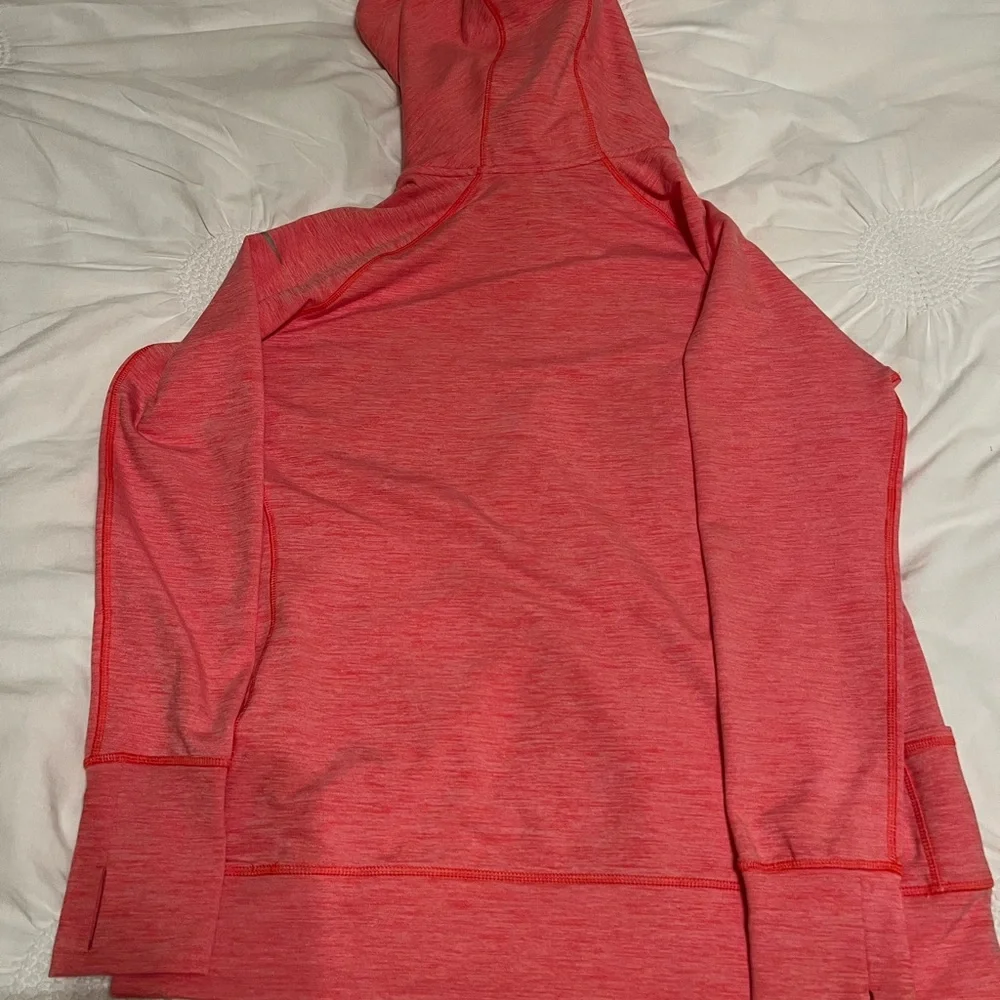 Women’s Nike Golf Dri-fit Hooded Sweatshirt with side pockets in coral size xl - Picture 4 of 4